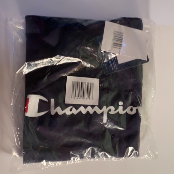 Champion tee - Picture 2 of 2